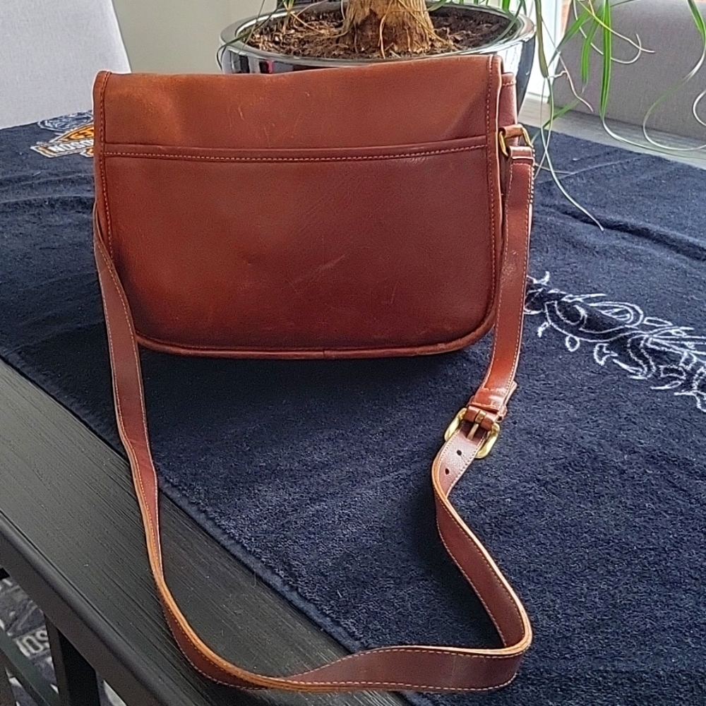 Coach City Bag Brown Vintage EUC - Picture 2 of 16